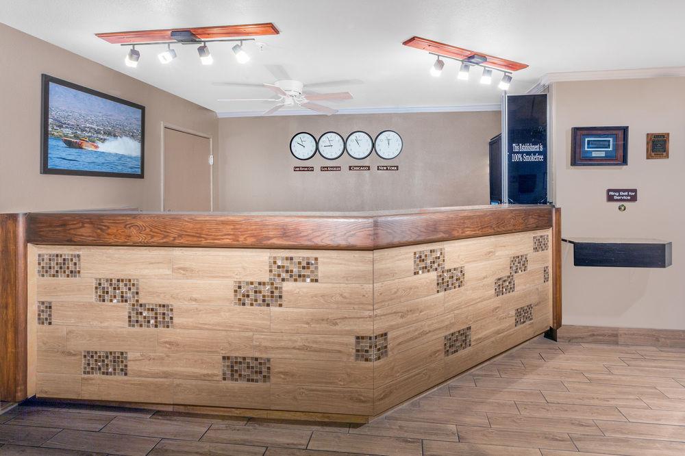 Travelodge by Wyndham Lake Havasu Lake Havasu City Eksteriør billede