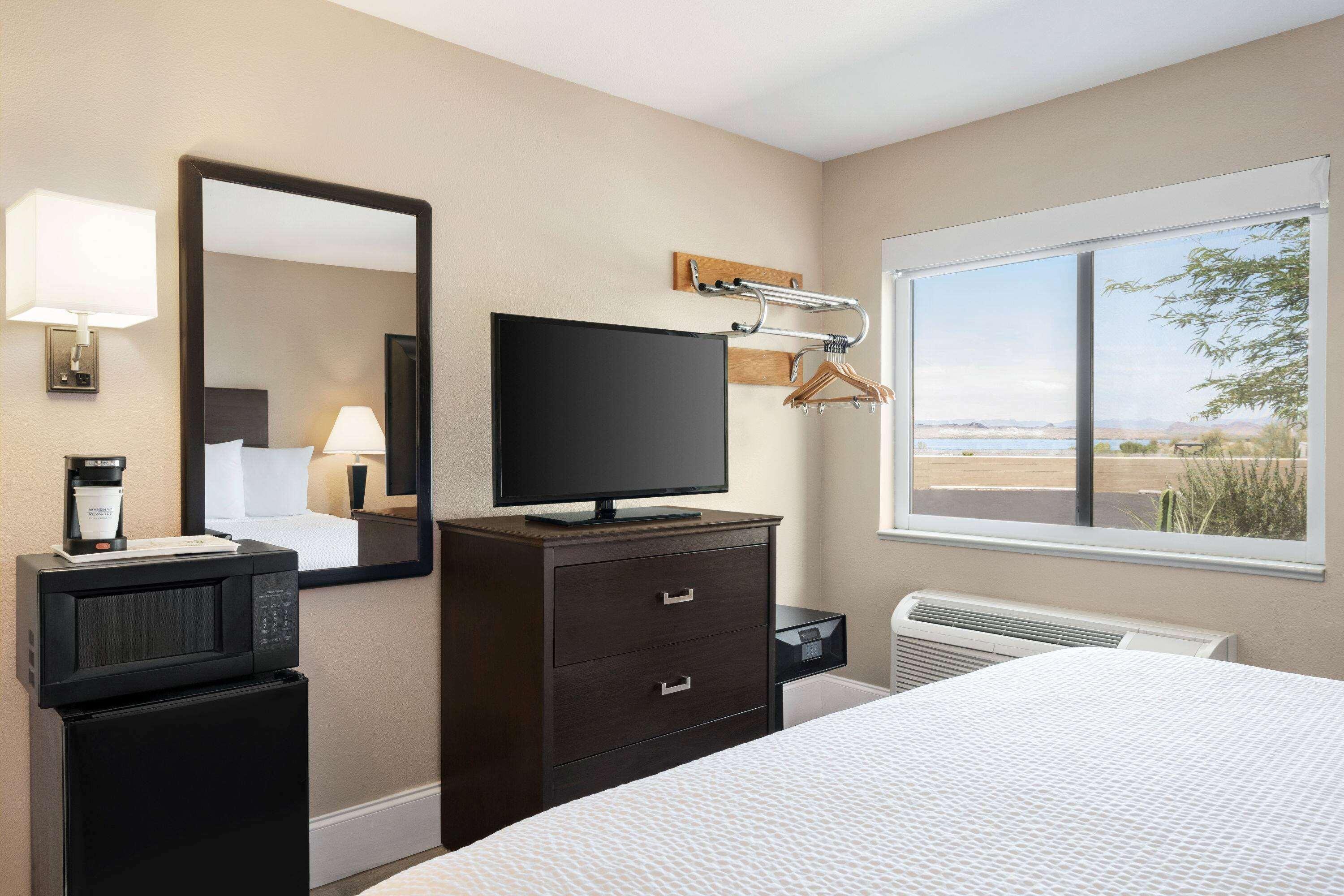 Travelodge by Wyndham Lake Havasu Lake Havasu City Eksteriør billede